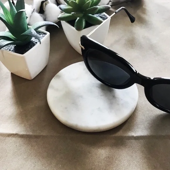 Black Cat Sunglasses w/ Gold Arms - Picture 2 of 4